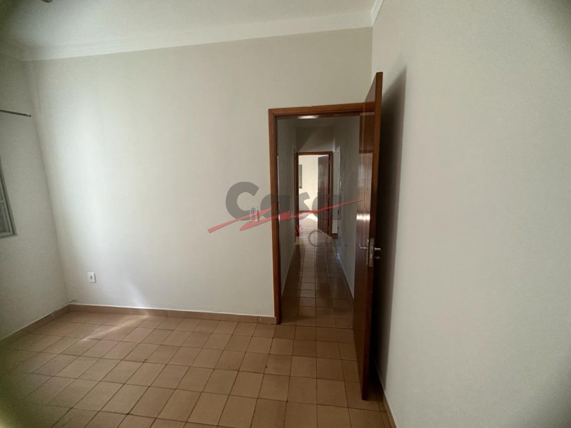 Casa para alugar com 3 quartos, 68m² - Foto 11