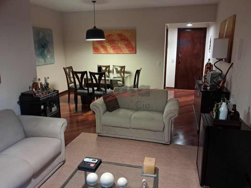 Apartamento para alugar com 3 quartos, 121m² - Foto 2