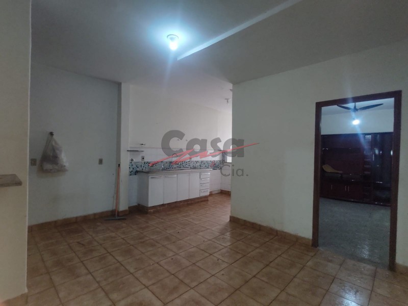 Casa à venda e aluguel com 3 quartos, 116m² - Foto 16