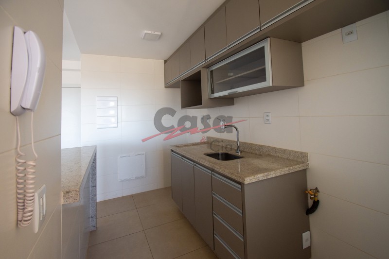 Apartamento para alugar com 3 quartos, 93m² - Foto 15