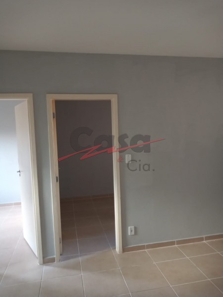 Apartamento para alugar com 2 quartos, 43m² - Foto 15