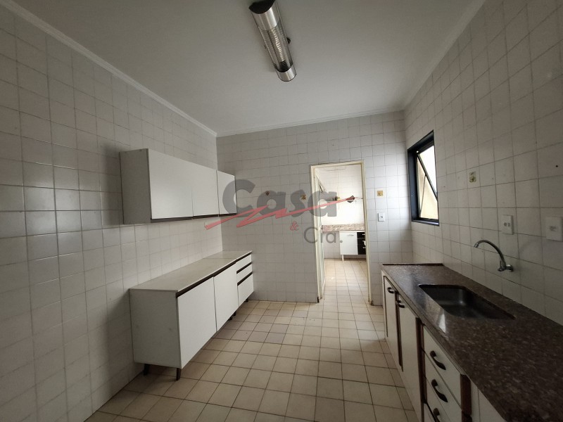 Apartamento para alugar com 3 quartos, 94m² - Foto 18