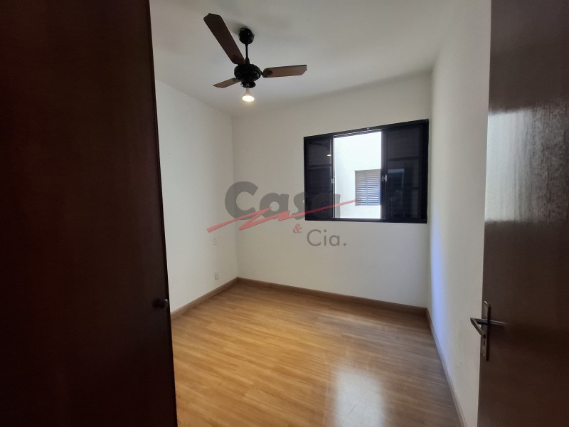 Apartamento para alugar com 3 quartos, 94m² - Foto 29