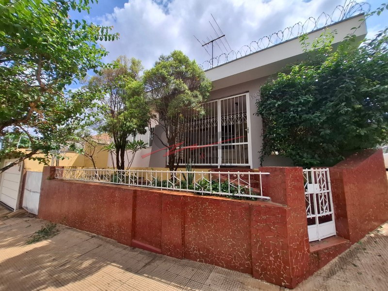 Casa à venda com 3 quartos, 125m² - Foto 2