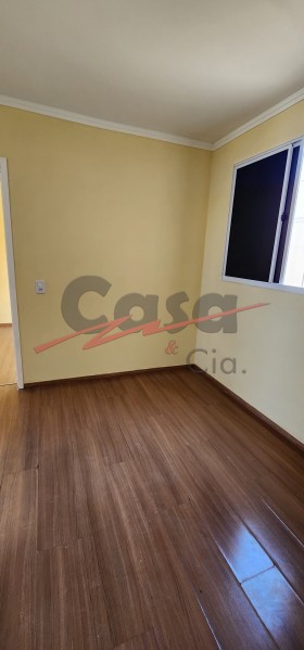 Apartamento para alugar com 2 quartos, 42m² - Foto 4